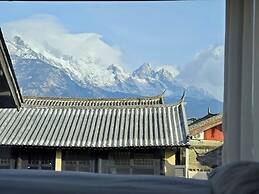 37 Courtyard Baisha Ancient Town