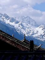 37 Courtyard Baisha Ancient Town