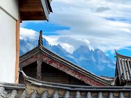 37 Courtyard Baisha Ancient Town
