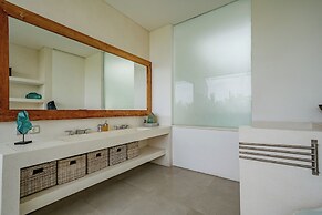 Holistic Horizon Bali