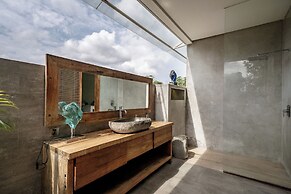 Holistic Horizon Bali