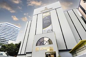 Signature Denbasta Hotel