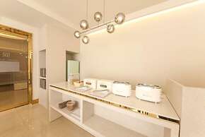 Signature Denbasta Hotel