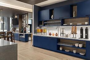 Hyatt Place Toronto Airport