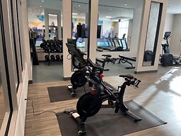 Hyatt Place Toronto Airport