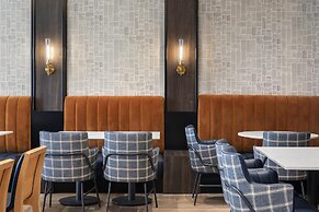 Hyatt Place Toronto Airport