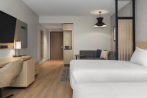 Hyatt Place Toronto Airport