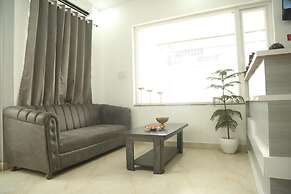 Paramhans Hotel