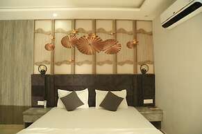 Paramhans Hotel