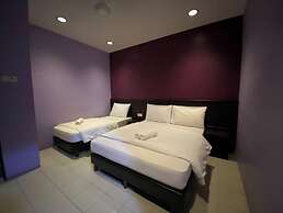 OYO 91185 Dancenter Sepang