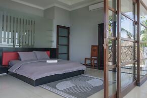 Blue Marlin 6-BR Villa Singaraja Bali