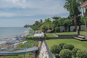 Blue Marlin 6-BR Villa Singaraja Bali