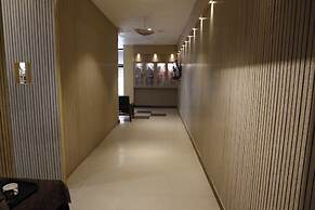 Hotel Om Complex