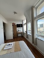 City Centre & Parking 2 Bed Ap