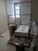 Oaktree Guest House