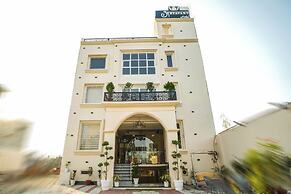 Aryavarta Hotel