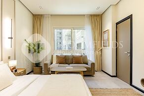 Bloomfields Stylish Stu Burj View Arjan