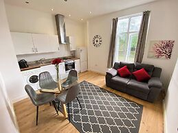 Cozy Croydon Apartment With Central Heating & Free Parking