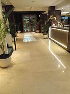 La Asiana Express Hotel