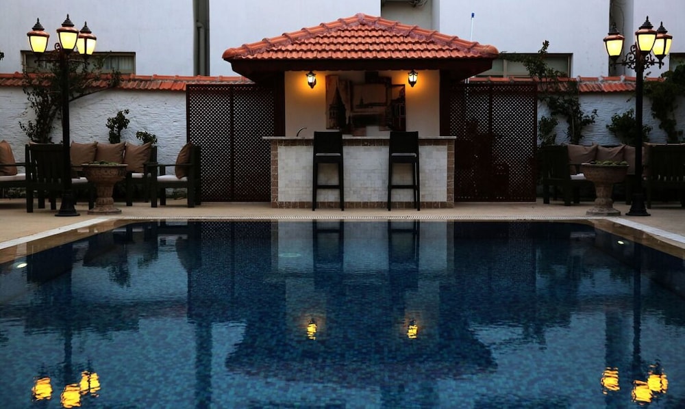SO Boutique hotel