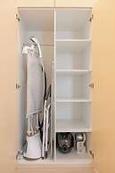 Upgraded 1BR in Marina - Calming Views