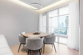 Upgraded 1BR in Marina - Calming Views