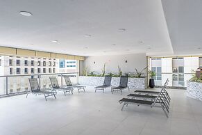 Upgraded 1BR in Marina - Calming Views