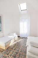 Newly Renovated Ocean View Flat
