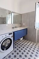 Newly Renovated Ocean View Flat