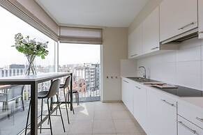 Huswell - Cozy Seaside Apartment With Terrace