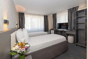 MAYS OTEL