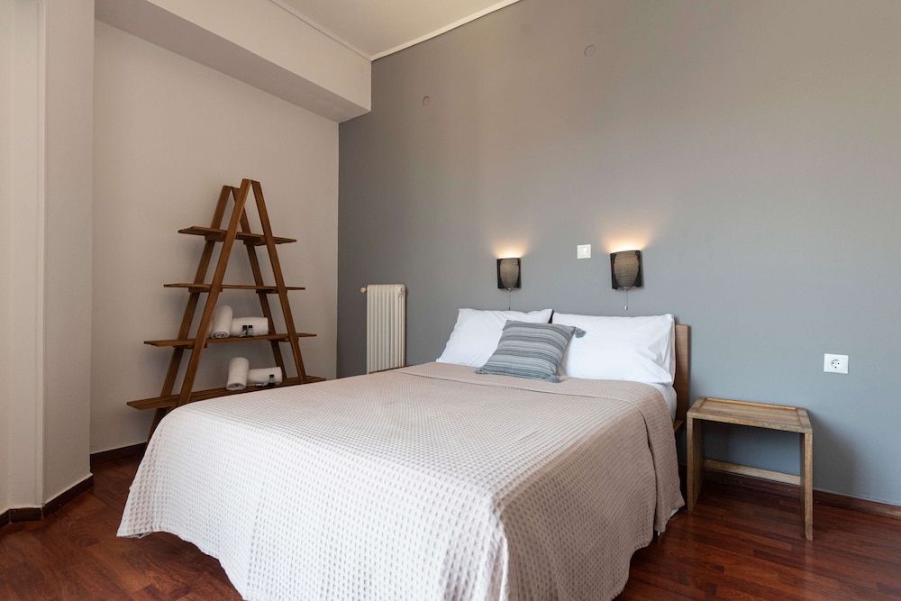 The Square Hotel by X&N
