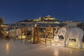 The Square Hotel by X&N