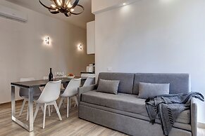 Landino Apartment by Mamo Florence