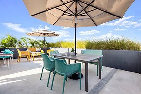 The Sands Boutique Condos