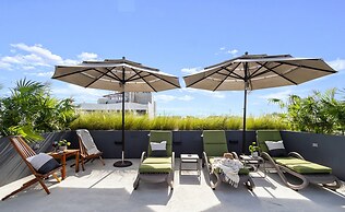 The Sands Boutique Condos