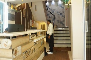SUbhash Hotel