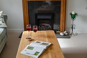 Modern 2-Bed Flat In Tavistock Centre