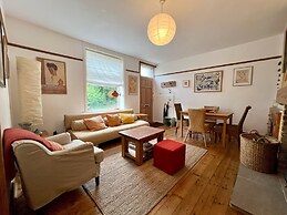 Charming 1880S 2Bd Haworth Home