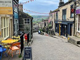 Charming 1880S 2Bd Haworth Home