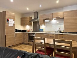 Spacious 1Bd Orpington Flat, 20 Min To Central Ldn