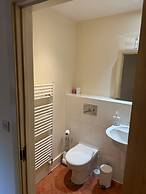 Spacious 1Bd Orpington Flat, 20 Min To Central Ldn