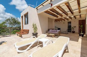 Santuario Apartments