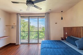 Santuario Apartments
