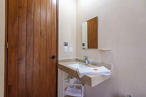 Santuario Apartments
