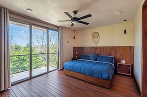 Santuario Apartments