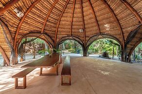 Santuario Apartments