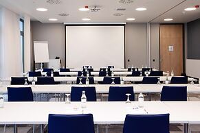 Hampton By Hilton Stuttgart Airport