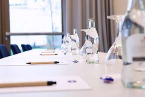Hampton By Hilton Stuttgart Airport