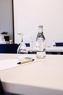 Hampton By Hilton Stuttgart Airport